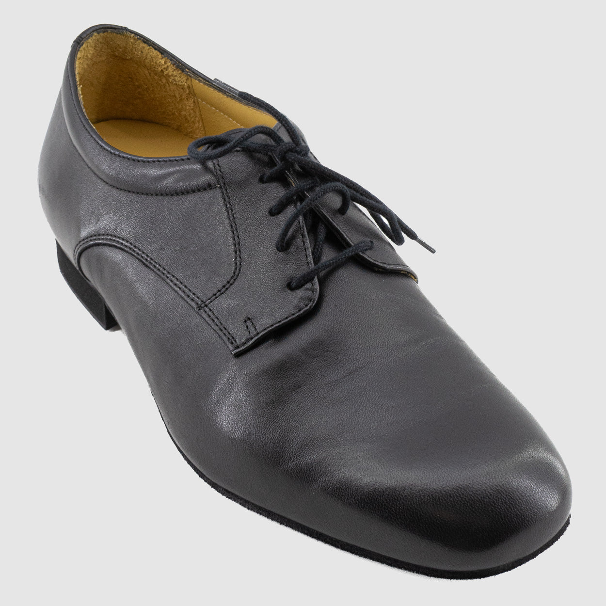 arbell-troyes-werner-kern-perugia-noir-cuir-danse