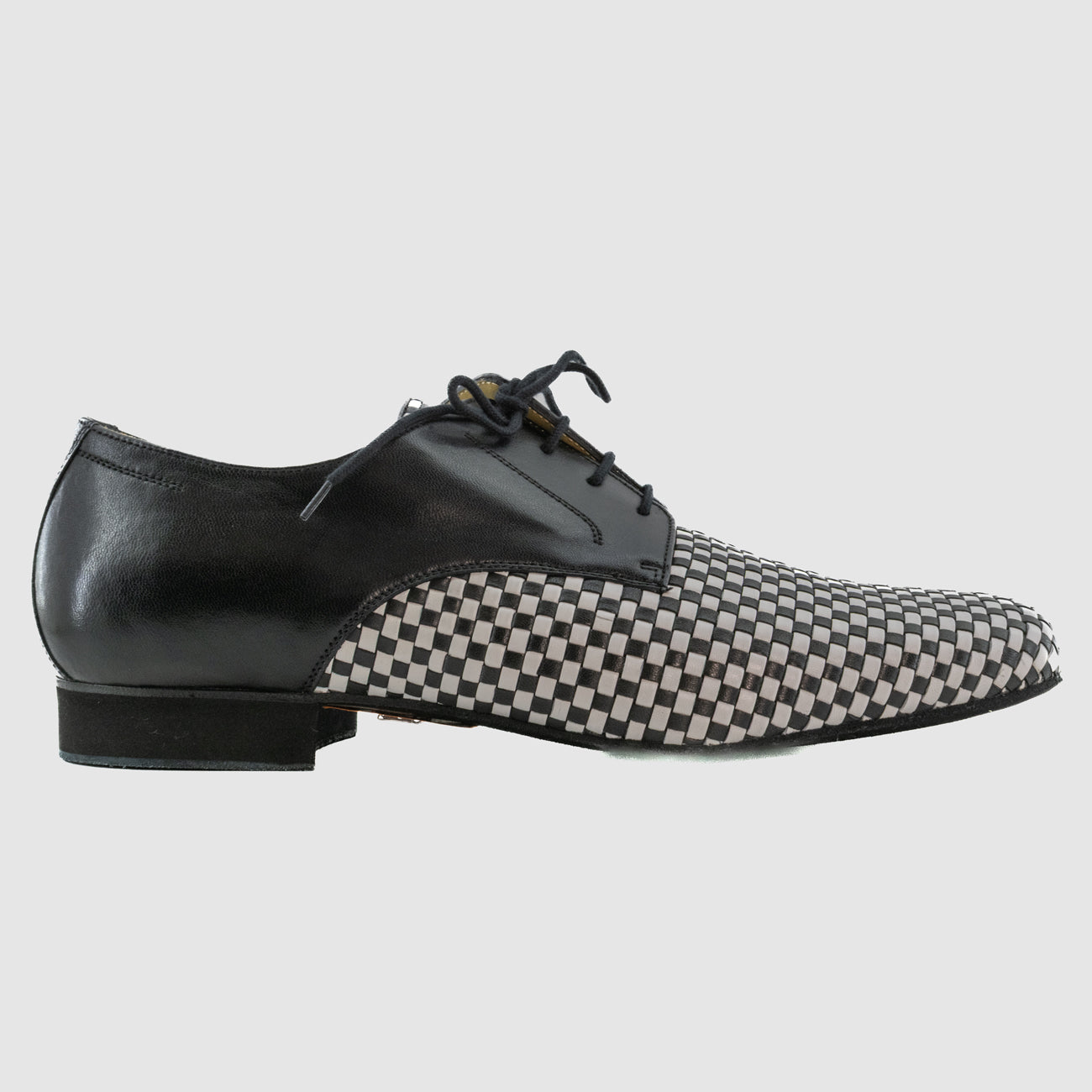 werner-kern-cordoba-noir-blanc-cuir-danse-1